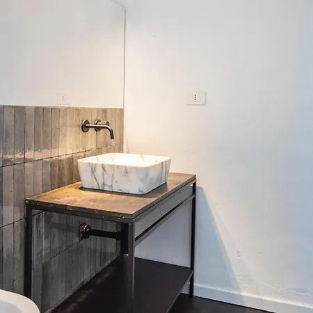 Regina Margherita Luxury House Μόντικα